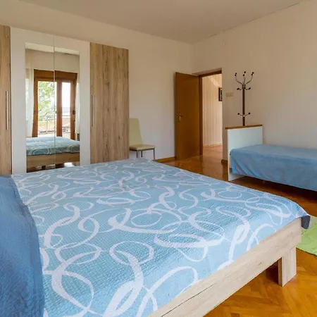 Apartment Fuer 5 Personen Ca 65 Qm In Crikvenica, Kvarner Bucht Und Umgebung *